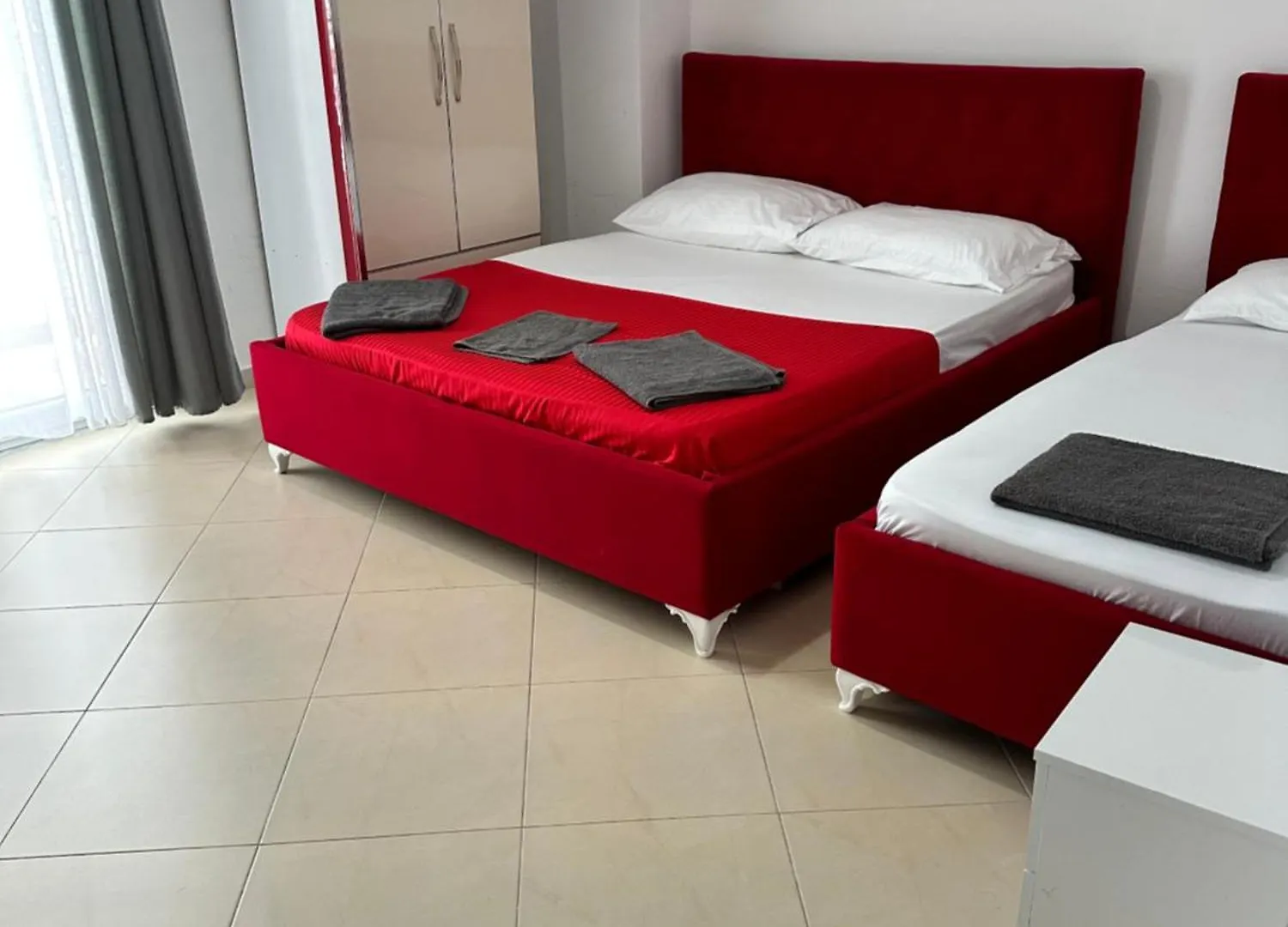 Hotel Ersi Shëngjin 0*,